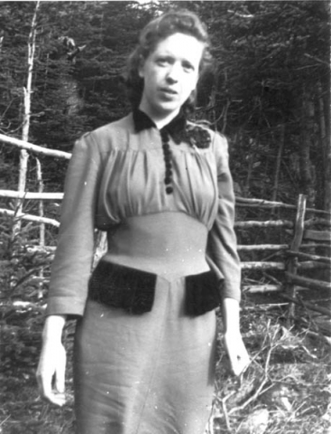 163: Della Norman. (1941) [courtesy of Della (Norman) O'Leary]  - daughter of Thomas Norman &amp;amp; Jane Traverse